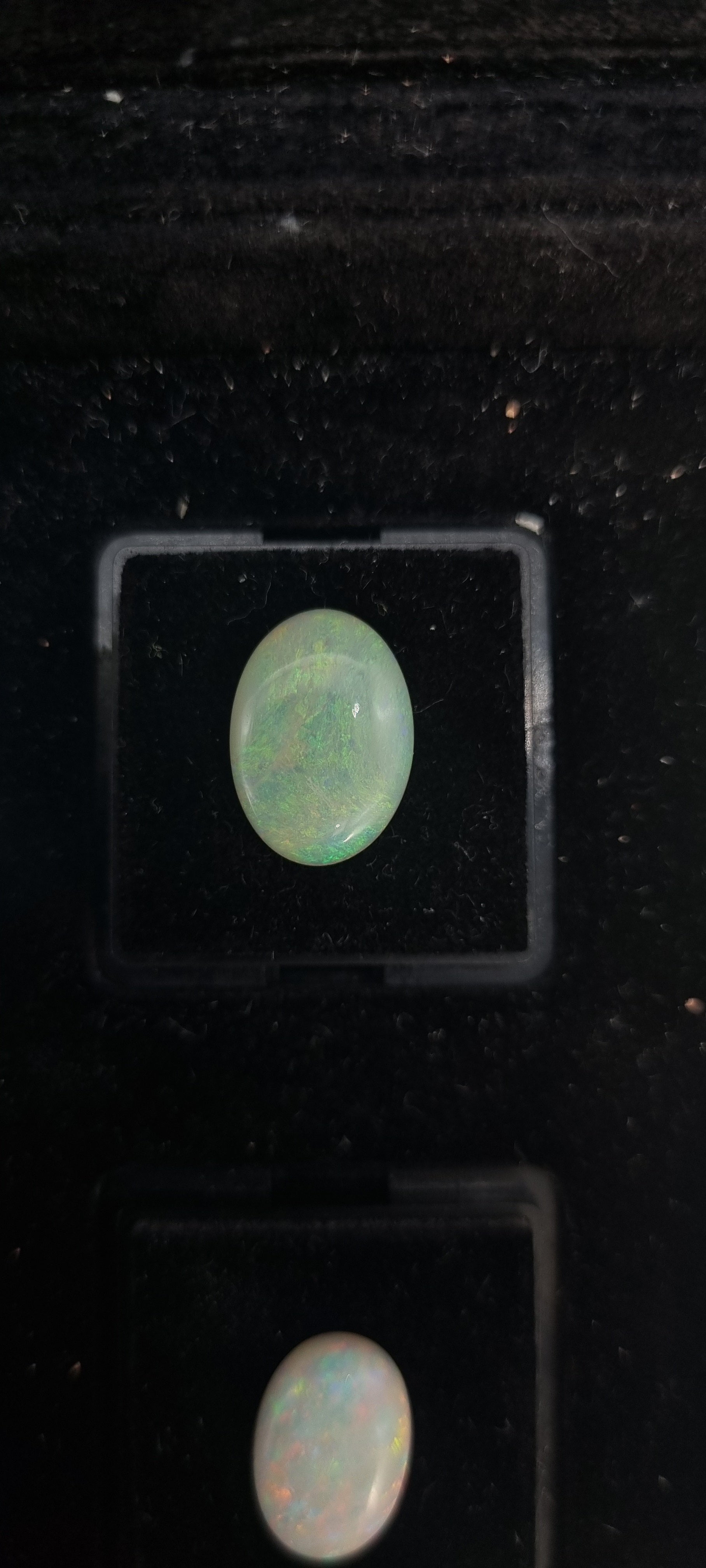 3.5ct Solid Opal