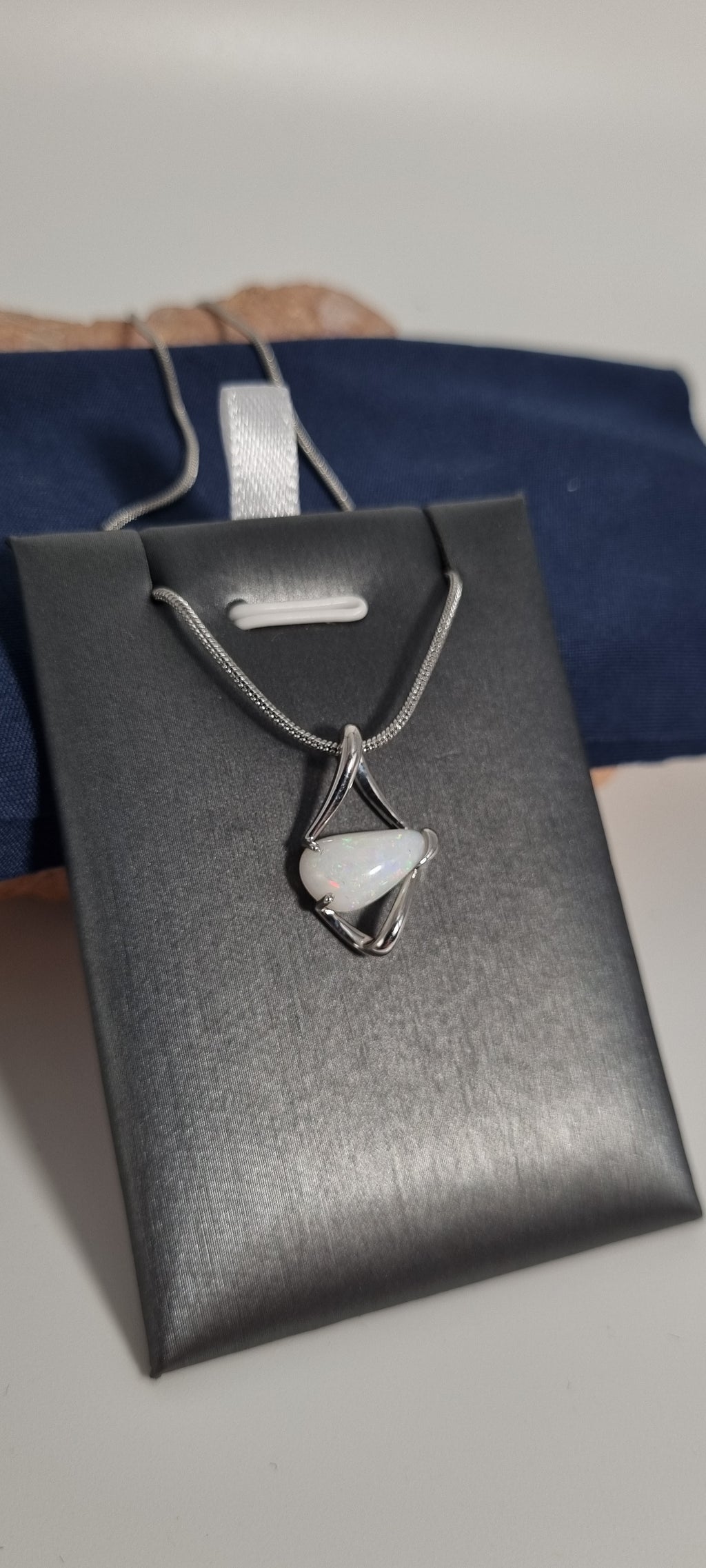1.7ct Solid Opal in 925 Silver