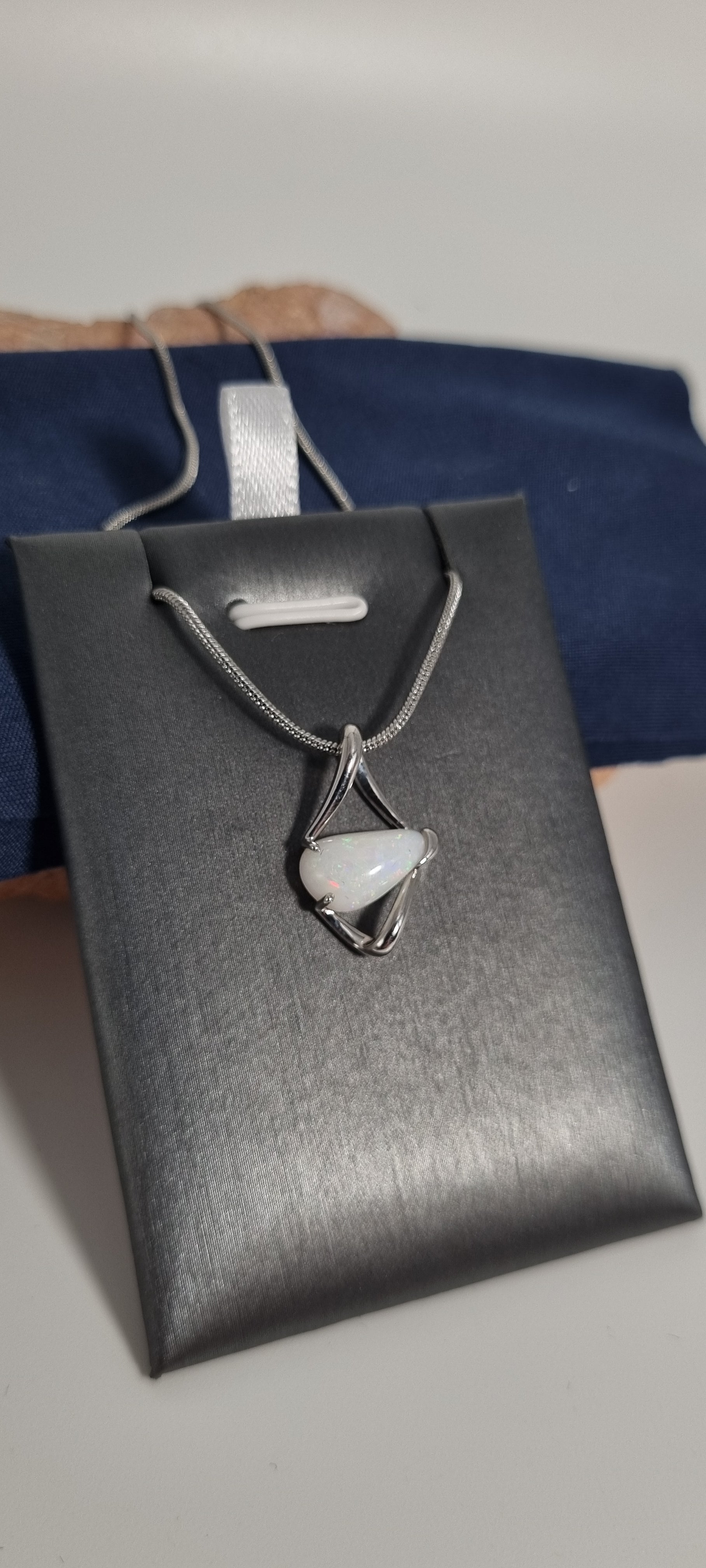 1.7ct Solid Opal