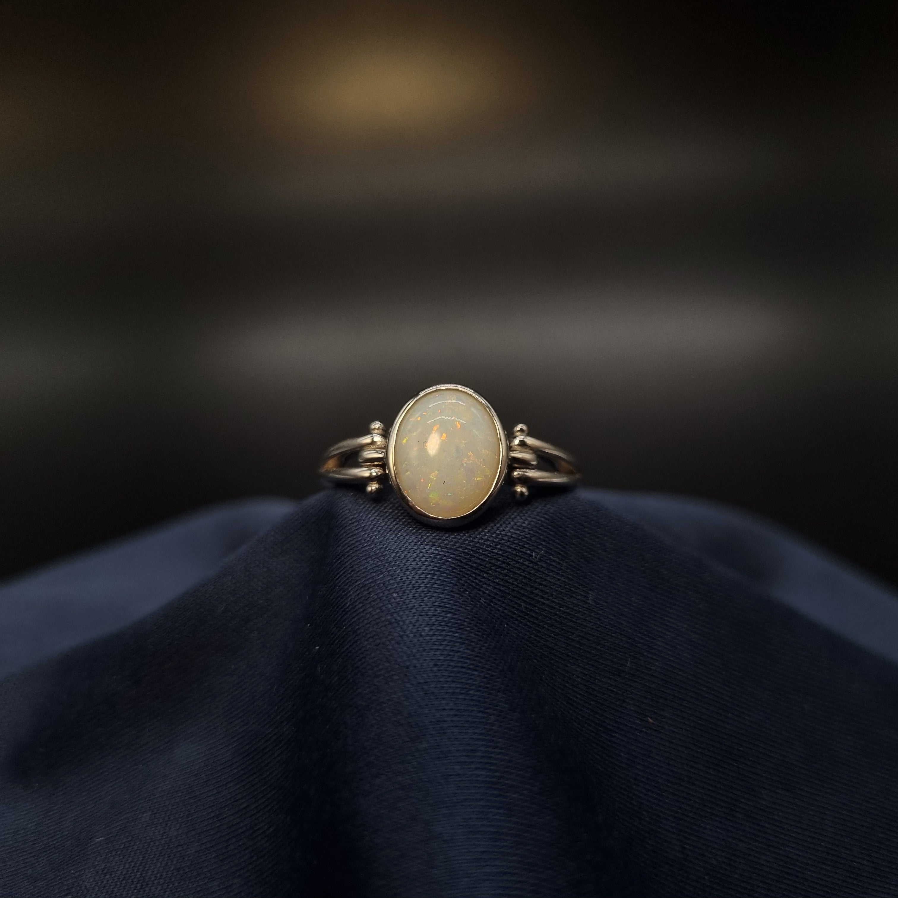 1.5ct White Opal