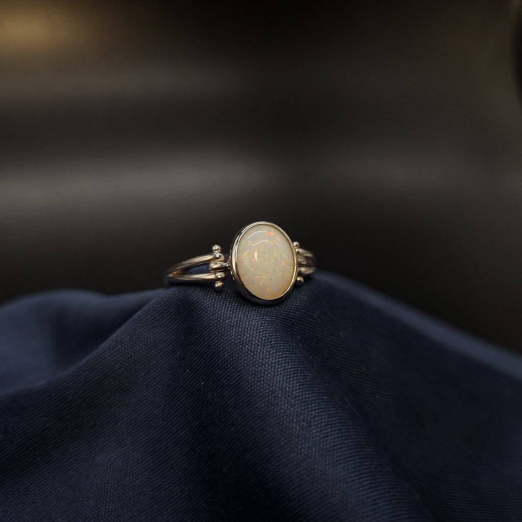 1.5ct White Opal