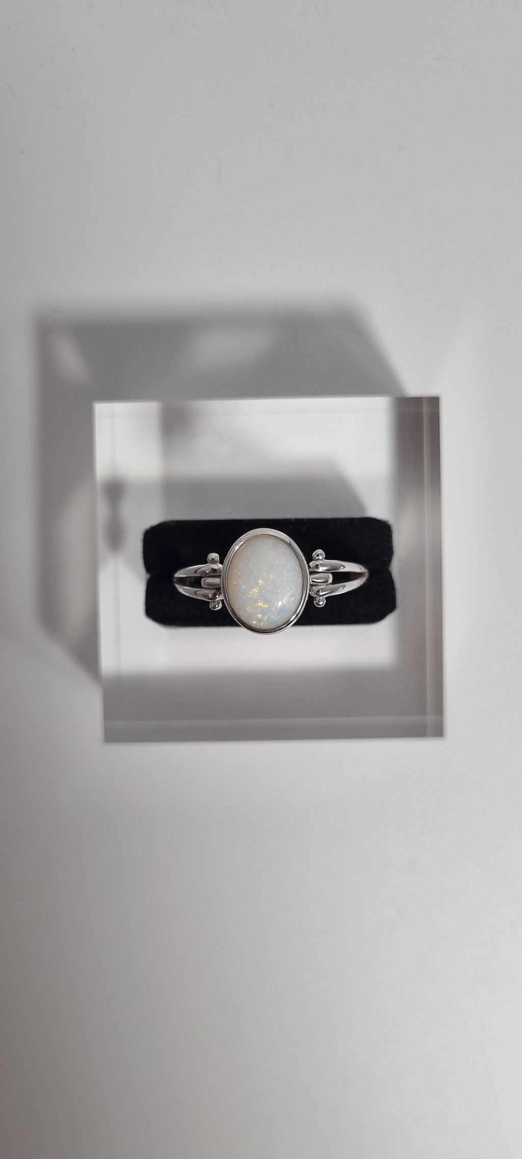 1.5ct White Opal
