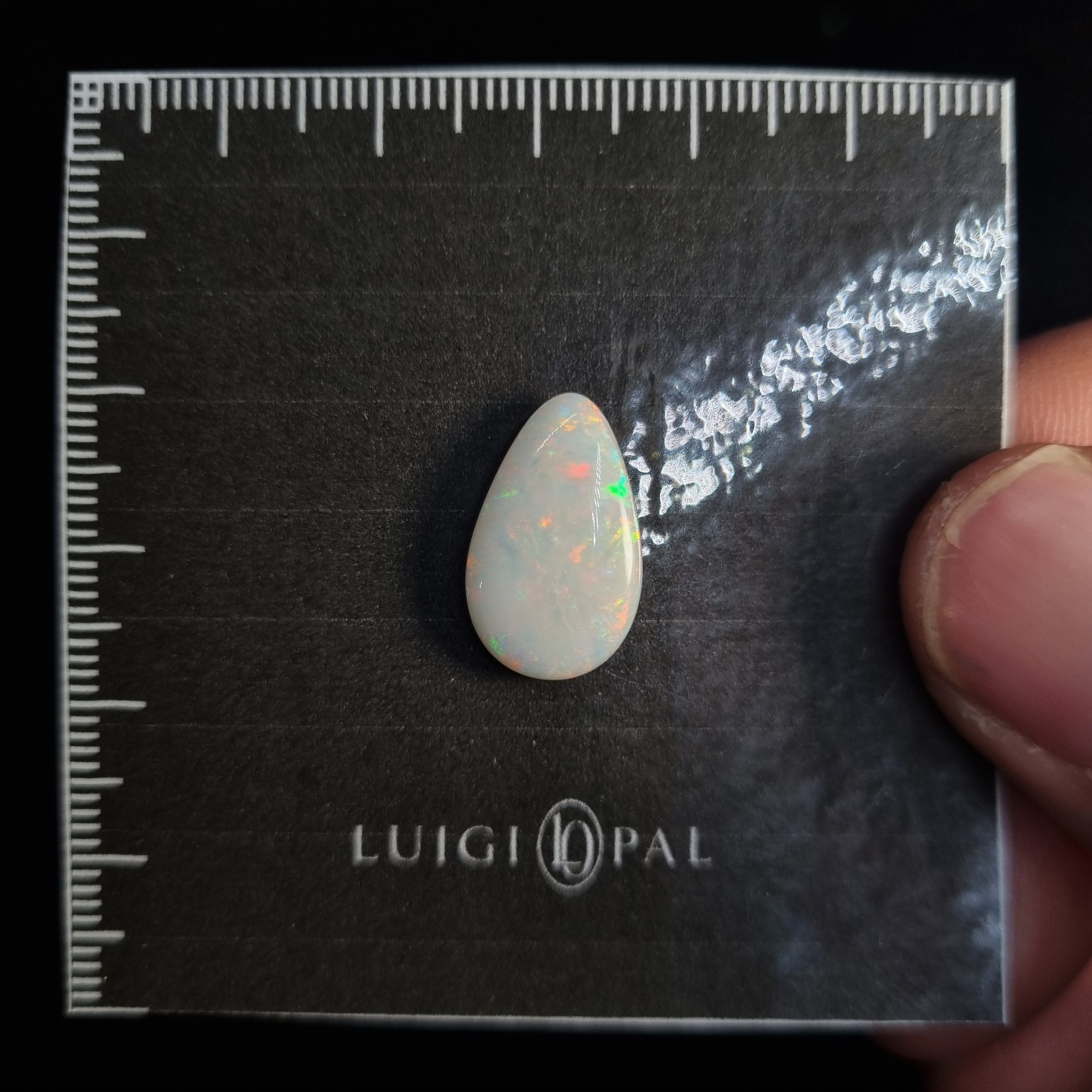 4.2ct Dropshape Opal Valley